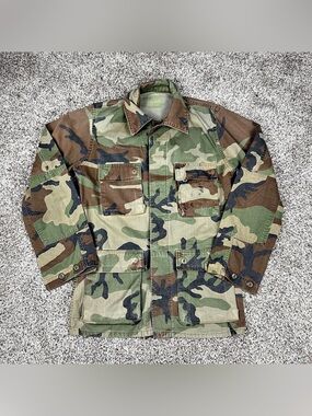 Vintage 80s Sz Small Men’s US Military Combat BDU Woodland Camo Coat USMC Marine